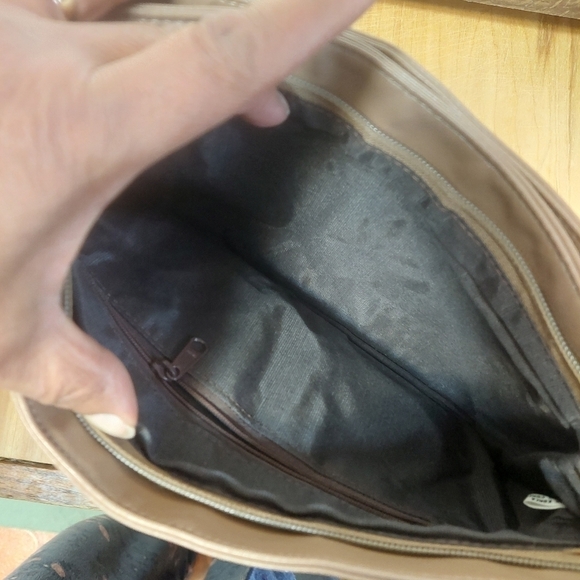 Vintage* Taupe 70s Wristlet Handbag - Picture 10 of 12